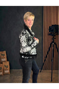 Jeansjacke aus Jacquard mit Federboa